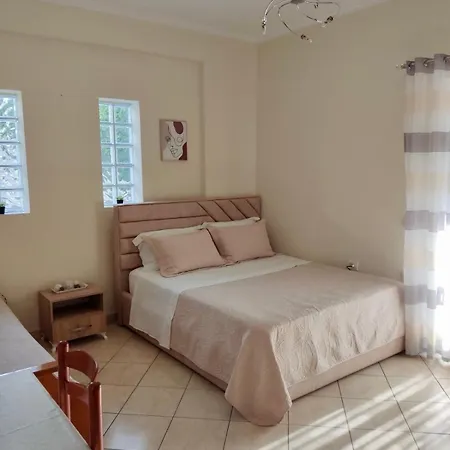 Apartment Jani's *